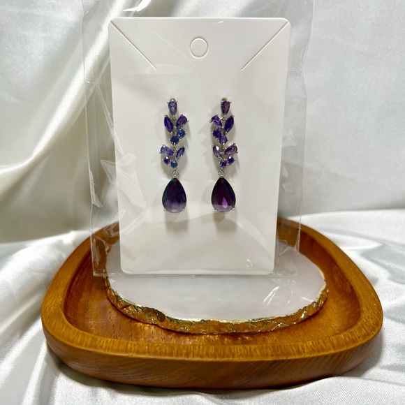 Jewelry - Purple Drop Earrings